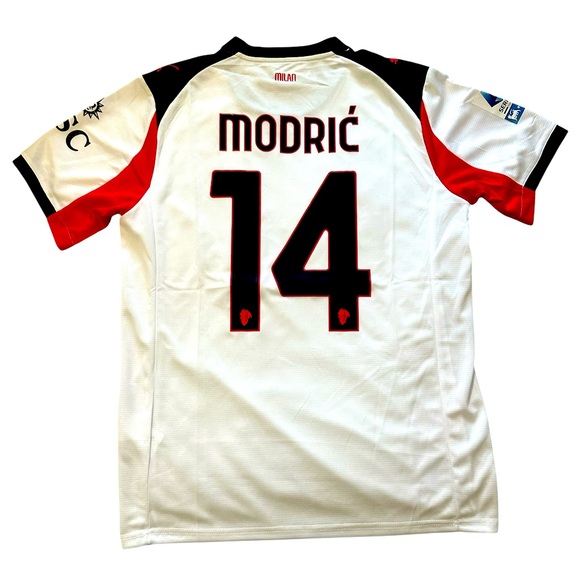 2025/26 AC MILAN away kit. Luka modric  football jersey. New with tags! - Picture 2 of 3